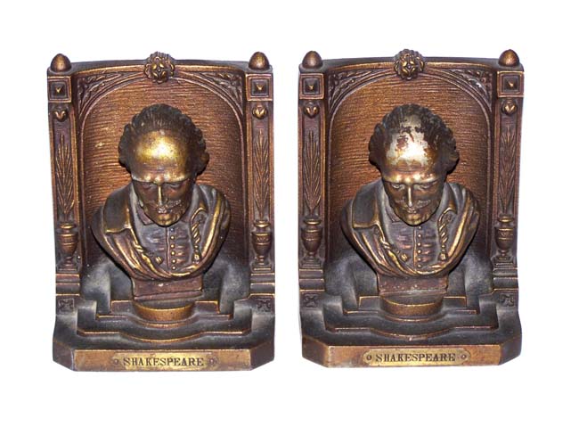A pair of Antique Bookends by Bradley & Hubbard circa 1920 depicting William Shakespeare — image 2